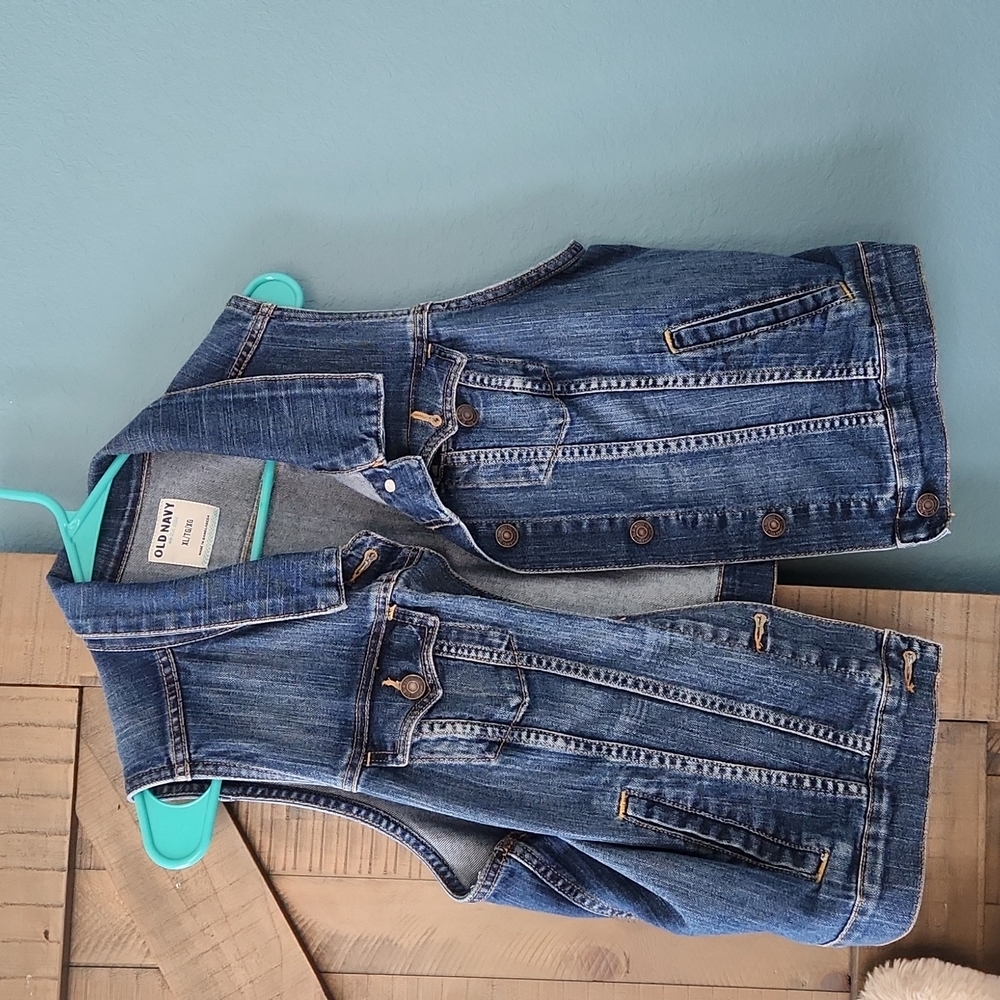 Old Navy vest